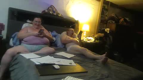 Snapshot of sweetandsour69 chatting on April 25, 3:31 am DJ M 489 Babygirl F 37 online show from April 25, 3:31 am