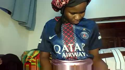 Snapshot of sweetass_02 chatting on June 2, 9:44 am bianca online show from June 2, 9:44 am