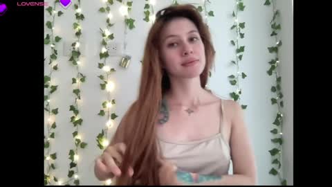 SweetAura0 0  online show from May 14, 11:17 am