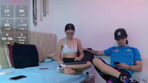 Snapshot of sweetauracouple chatting on June 23, 12:14 pm sweetauracouple online show from June 23, 12:14 pm