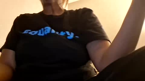 Snapshot of sweetaztea chatting on January 24, 4:27 am sweetaztee online show from January 24, 4:27 am