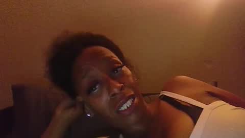 Snapshot of sweetaztea chatting on February 8, 9:46 am sweetaztee online show from February 8, 9:46 am