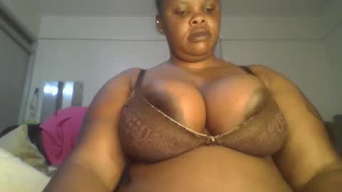 sweetbaby46 online show from May 12, 3:14 am