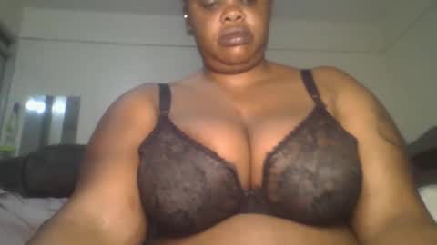 sweetbaby46 online show from May 14, 3:24 am