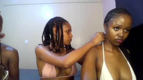 Snapshot of sweetbaby_30 chatting on June 28, 4:29 am Sweetbaby 30 online show from June 28, 4:29 am