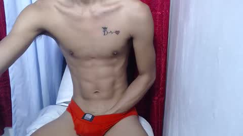 Snapshot of sweetbigcockz chatting on September 30, 5:40 pm sweetbigcockz online show from September 30, 5:40 pm