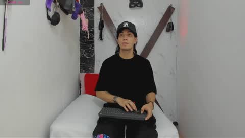 sweetbutspicy online show from July 18, 2:49 am