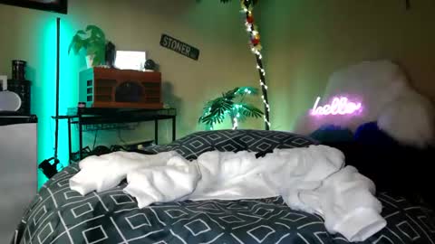 Jillian online show from December 17, 1:55 am