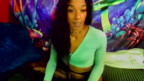 Snapshot of sweetcarimilla83 chatting on July 26, 10:33 am Jillian online show from July 26, 10:33 am