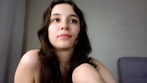 Snapshot of sweetcats_meow chatting on May 11, 4:04 pm Eva and Cherry online show from May 11, 4:04 pm