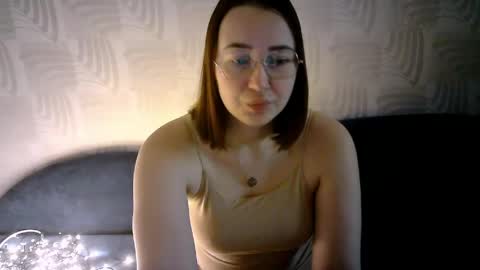 sweetchealy online show from May 14, 9:05 am