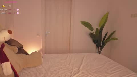 Snapshot of sweetcherryblonde chatting on October 14, 8:48 am Barbie online show from October 14, 8:48 am