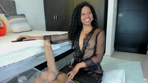 Snapshot of sweetcocoaa chatting on March 16, 10:52 am Tell me Salome online show from March 16, 10:52 am