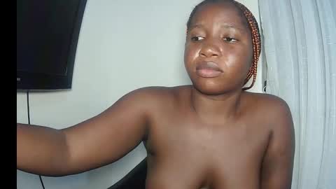 sweetcoochiex online show from September 29, 8:24 pm