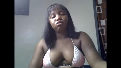 Snapshot of sweetcoochiex chatting on November 8, 6:40 pm sweetcoochiex online show from November 8, 6:40 pm