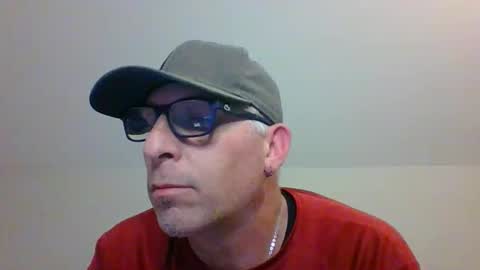 Snapshot of sweetcream5107 chatting on April 6, 3:37 am sweetcream5107 online show from April 6, 3:37 am