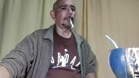 sweetcuervo independent model online show from March 25, 3:23 am