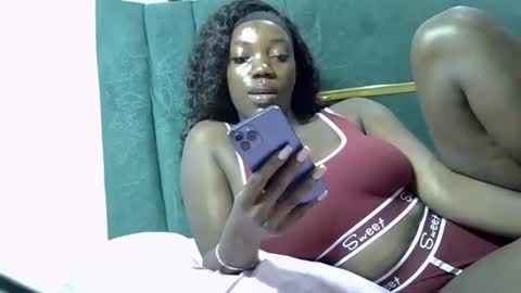 sweetcupycake online show from April 1, 2:56 am