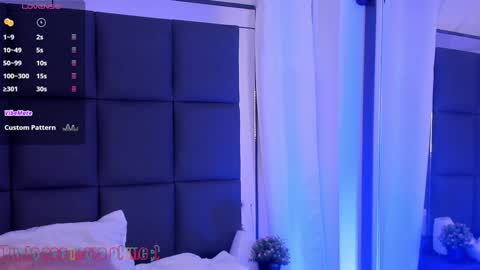 M I A online show from December 19, 2:24 pm