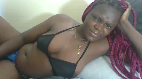 Snapshot of sweetdarkskin chatting on January 29, 1:38 pm CLARIS online show from January 29, 1:38 pm