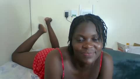 Snapshot of sweetdarkskin chatting on February 23, 6:23 pm CLARIS online show from February 23, 6:23 pm