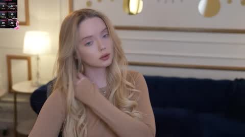 Snapshot of sweetdesiree_ chatting on November 19, 11:43 am Amelia online show from November 19, 11:43 am