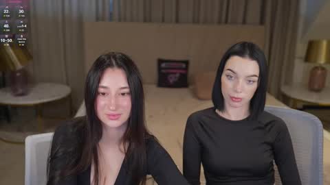 Snapshot of sweetdesiree_ chatting on November 25, 12:16 pm Amelia online show from November 25, 12:16 pm