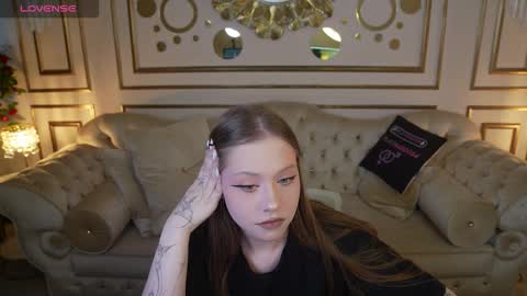 Snapshot of sweetdesiree_ chatting on December 3, 11:41 am Amelia online show from December 3, 11:41 am