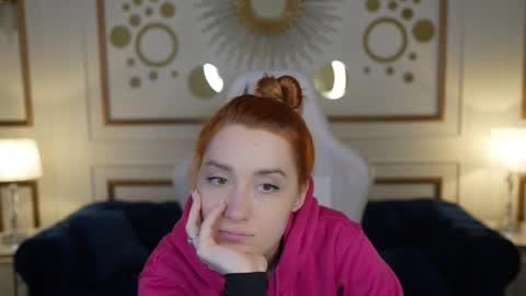 Snapshot of sweetdesiree_ chatting on December 5, 11:30 am Amelia online show from December 5, 11:30 am