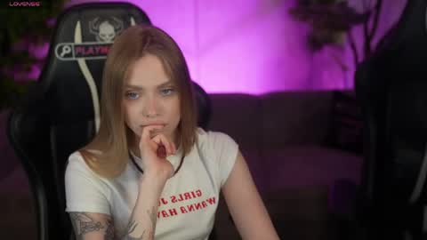 Amelia online show from May 5, 10:34 am