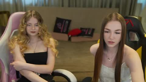 Amelia online show from May 25, 10:32 am