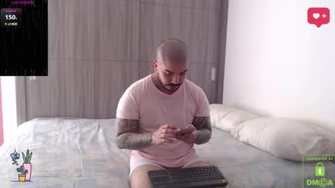 Snapshot of sweetdesires_ chatting on September 26, 2:54 pm online show from September 26, 2:54 pm