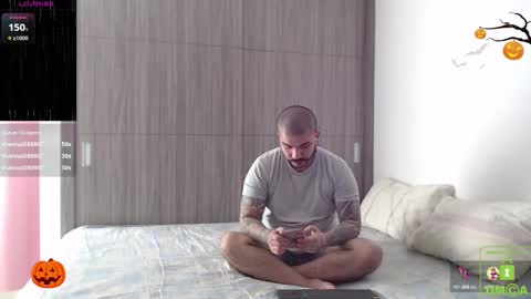 Snapshot of sweetdesires_ chatting on October 9, 2:04 pm online show from October 9, 2:04 pm