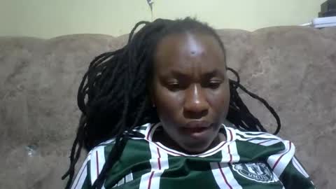 sweetdiva2012 online show from May 2, 6:46 pm