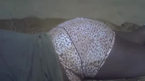 Snapshot of sweetdivah2 chatting on July 17, 12:12 pm divinah online show from July 17, 12:12 pm