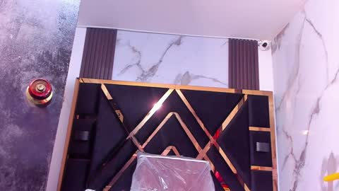 Jimena online show from December 3, 4:50 pm