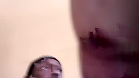 Snapshot of sweeter_the_thighs chatting on November 3, 7:53 am sweeter_the_thighs online show from November 3, 7:53 am