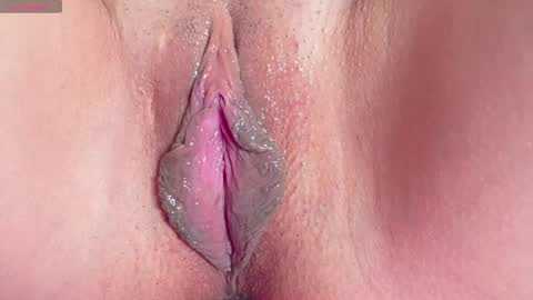 Snapshot of sweetericka chatting on March 13, 7:53 pm Erika online show from March 13, 7:53 pm