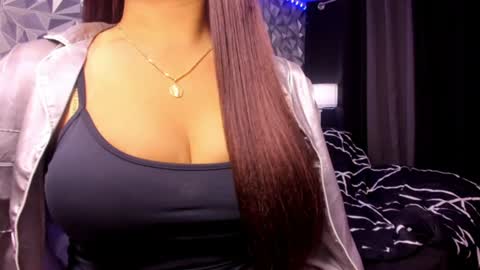 Snapshot of sweetest_one4 chatting on June 26, 11:31 pm sweetest_one4 online show from June 26, 11:31 pm
