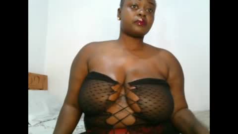 sweetest_snack online show from December 13, 9:24 am