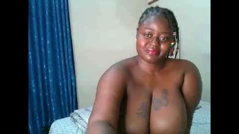 sweetest_snack online show from May 20, 10:32 am