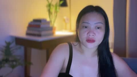 Snapshot of sweetestsmile_ chatting on April 8, 1:05 am Khaye online show from April 8, 1:05 am