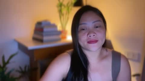 Snapshot of sweetestsmile_ chatting on April 8, 2:39 pm Khaye online show from April 8, 2:39 pm