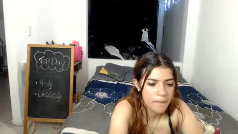 sweetevil19 online show from March 10, 3:12 am