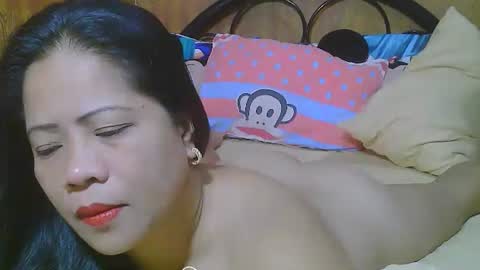 sweeteyes69xx online show from April 16, 11:29 pm