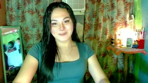 Snapshot of sweetgirl_kathy chatting on April 5, 7:00 pm Kathy online show from April 5, 7:00 pm