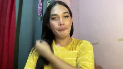 Snapshot of sweetgirl_rhainexxx chatting on March 27, 4:40 pm sweetgirl_rhainexxx online show from March 27, 4:40 pm