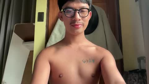 khrayan online show from December 5, 1:36 am