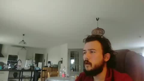 Snapshot of sweetguyss12 chatting on October 29, 9:44 am sweetguyss12 online show from October 29, 9:44 am