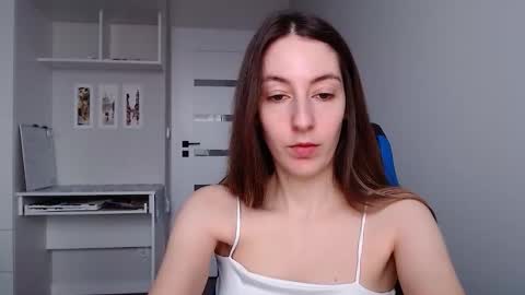 Emma  online show from December 4, 9:29 am